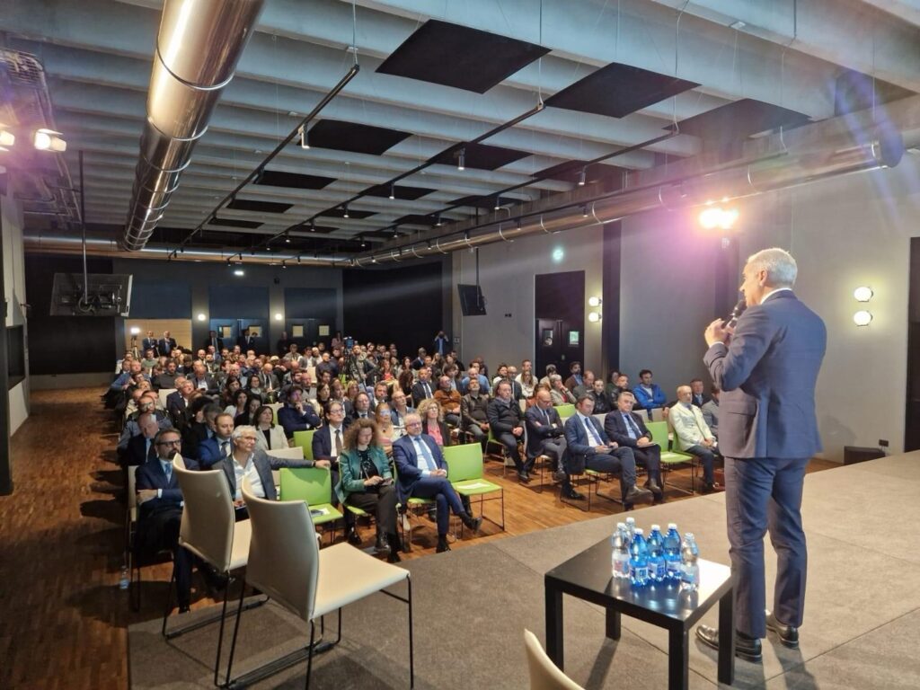 La sala del Vivaio Digitale di Gravina durante il Digital Innovation Day